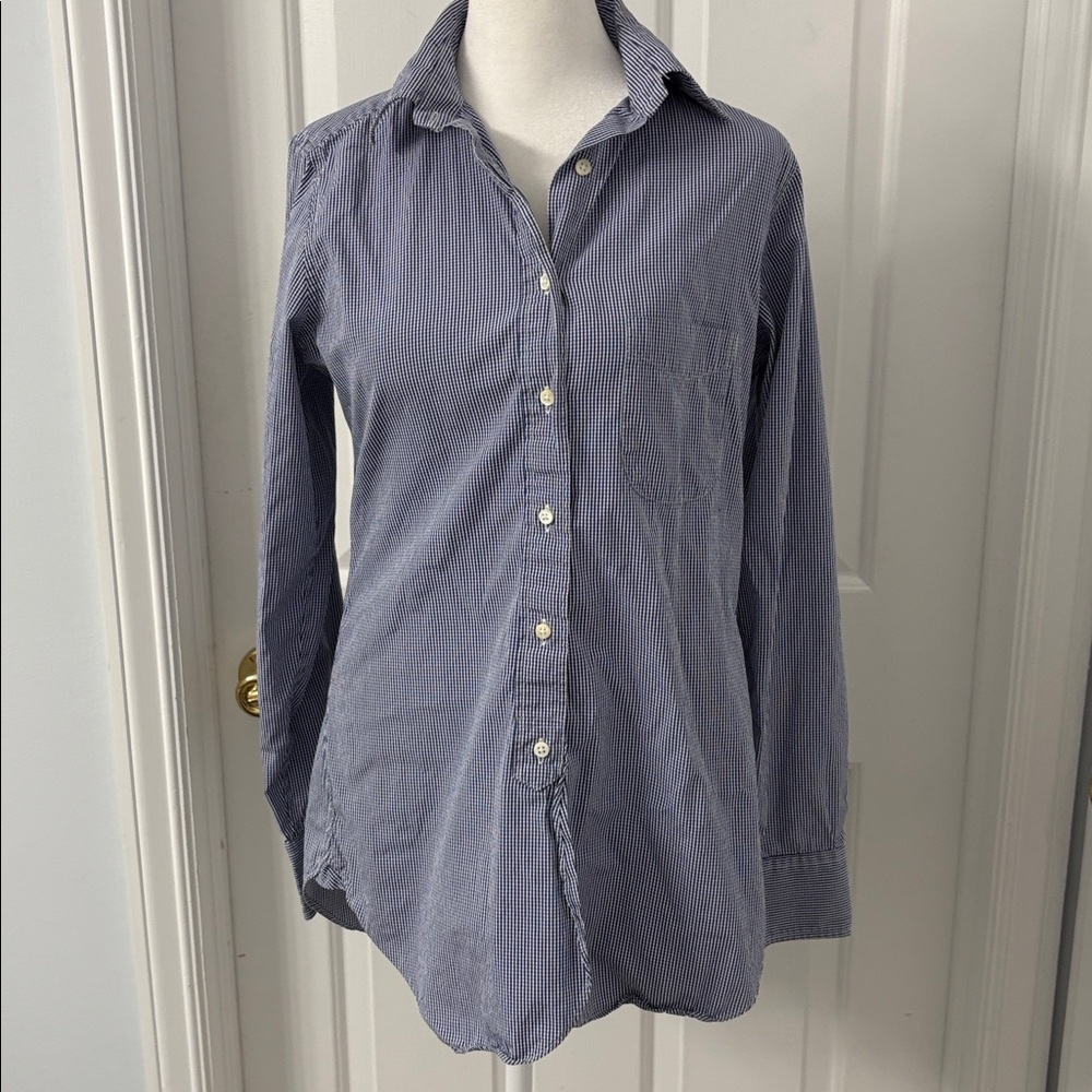 Ann Mashburn Like-New- Small- navy and white check Boyfriend button down shirt